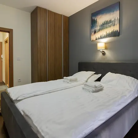 شقة Gray J زلاتيبور